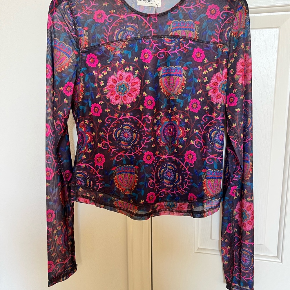 Natural Life 🌸 Floral Long Sleeve Top